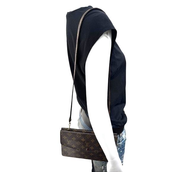 Women's Louis Vuitton Monogram Pochette Double Rabat Shoulder Bag - Picture 6 of 15